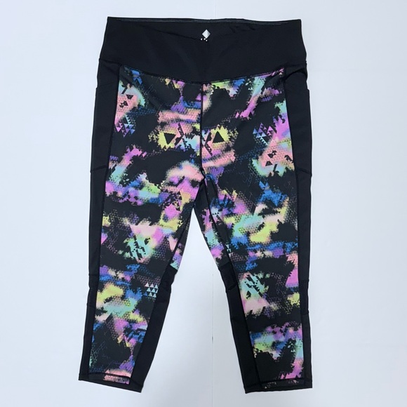 Set of 2 LuLaRoe Rise Fearless Crop Fitness Leggings Size 2X Capri Floral - Picture 13 of 16